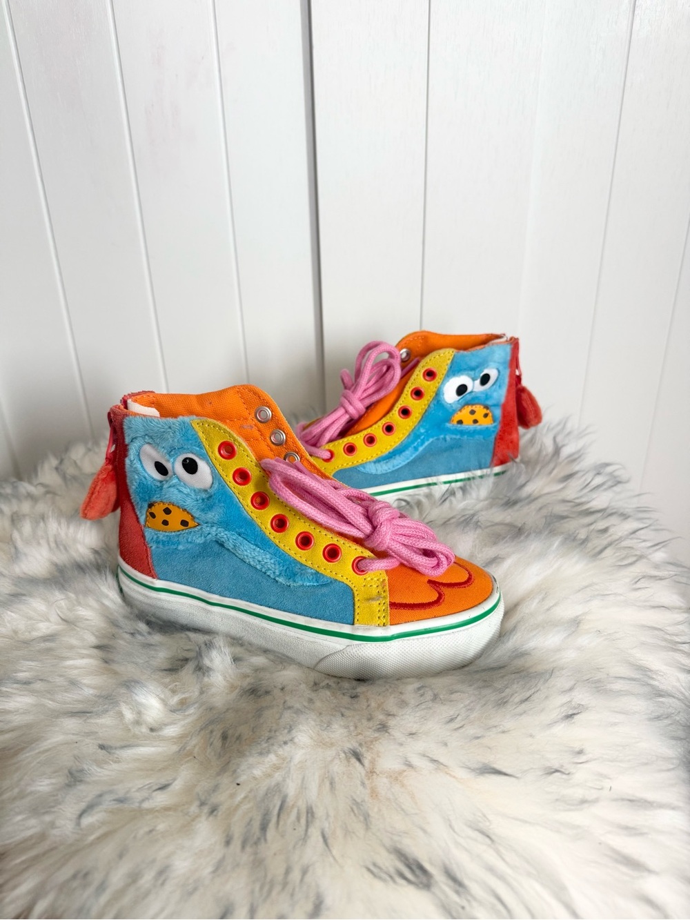 NWOB Vans x Sesame Street Cookie Monster hi top skater sneaker